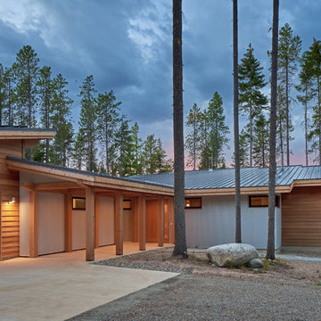 Southeast corner of the home with timber frame colonnade.