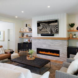 2021 National/Regional CotY Award Winner, Entire House $250,000 to $500,000 - Living Room Furniture