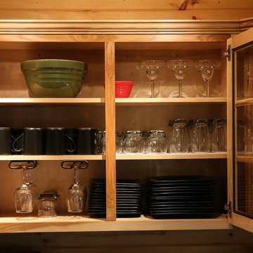 7 Beautiful Cabin Kitchens + Bonus Bar