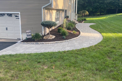 Design ideas for a landscaping in New York.