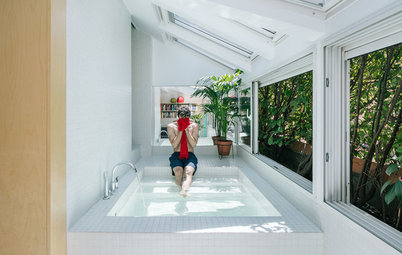 Houzz Tour: Afslappet penthouse-lejlighed – med pool midt i stuen