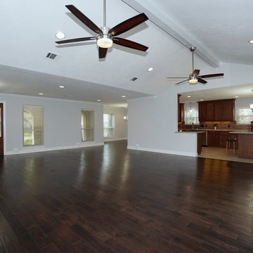 Rehab project - Briar Hill -Briargrove Park, Houston, Tx - Open Concept Lving