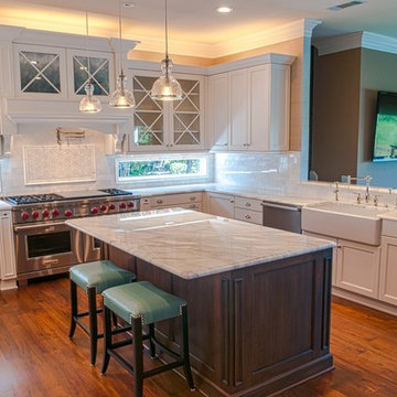 Spectacular Kitchen / Calacatta Gold Marble