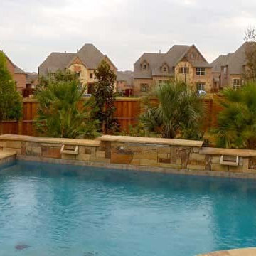 Pool & Water Features