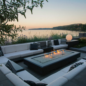 Beachfront outdoor living