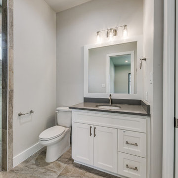 Transitional: 5,087 ft², 5 BR/5.5 BA/1 ST