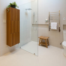 Main Bathroom 2nd Floor