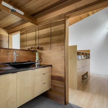 Contemporary Bathroom