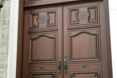 Custom wood doors by Grandeur Doors