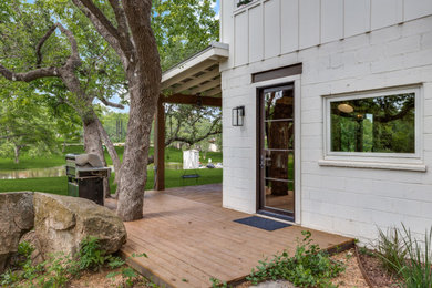 Arts and crafts home design photo in Austin