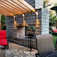 Back patio or upper part of the lawn