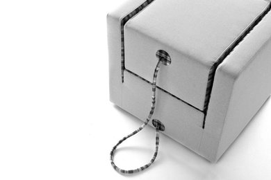Decube