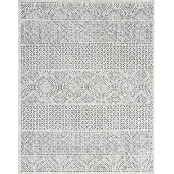 Mckinney Transitional Moroccan Indoor Area Rug, Cream/Gray, 5'3"x7'3"