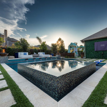 Swimming Pools & Out dooor Living