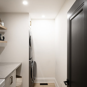 Custom Home Build - Project Chatsworth - Laundry Room