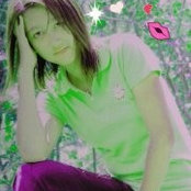Shwe Yis foto