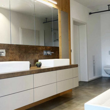 INDIVIDUELLES BAD IN NEUBAU EINFAMILIENHAUS