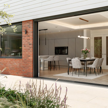 The Exquisite Heath Haven Houseg
