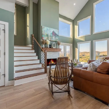 Long Range Mountain Views!