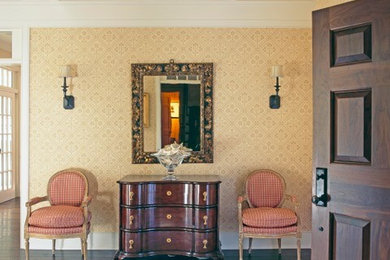 Entryway - traditional entryway idea in Baltimore