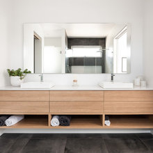 Bathroom Hotlist
