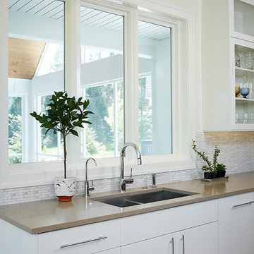 The Holloway - Contemporary Farmhouse