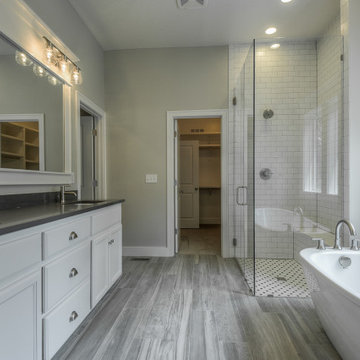 Cambridge Reverse Traditional - Prairie Village
