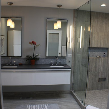 Bay Park Bathroom