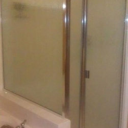 Framed/Semi-Frameless Showers - Showerheads And Body Sprays