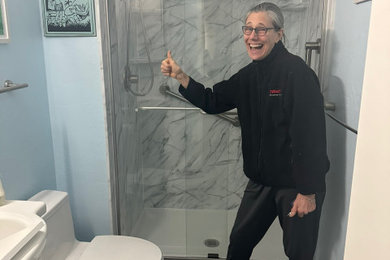 Bathroom - bathroom idea in San Francisco