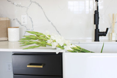 Kitchen - scandinavian kitchen idea in Seattle