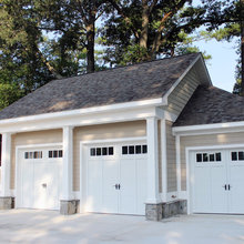 Detached garage