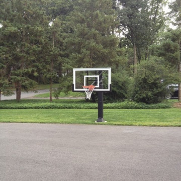 Thomas J O's Pro Dunk Gold Basketball System on a 25x25 in Chatham, NJ