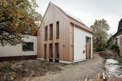 Moderne Holzfassade Haus in Sonstige