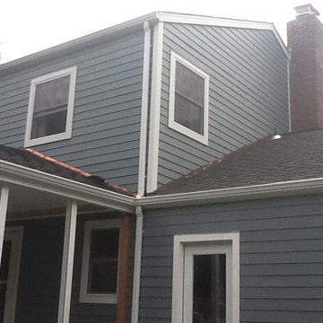 7 1/4" HardiePlank Smooth Boothbay Blue, Smooth Arctic White Trim