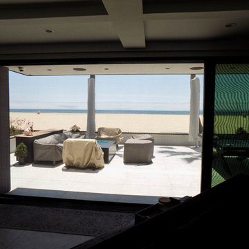 Beach House Motorized Power Screen in Newport Beach, California
