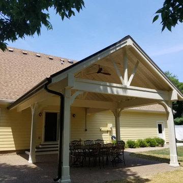 17x26' Covered Porch and exposed aggregate patio