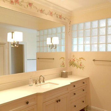 Beautiful Remodel in Port Royal, Naples, FL