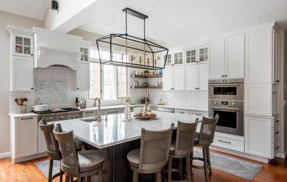 Kitchen of the Week: Bright, White and Open With Elegant Touches