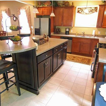 Home Staging at 1209 E Vermont St, Indianapolis, 46202