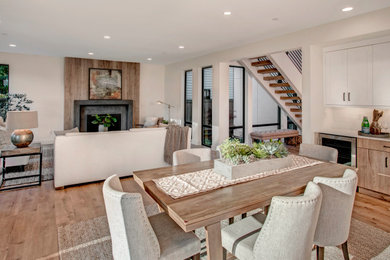 Example of a classic dining room design