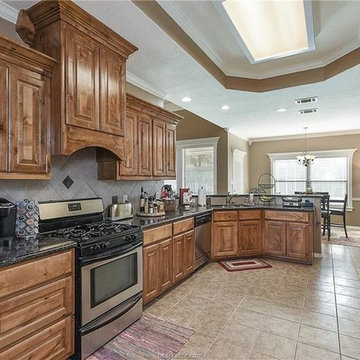 4428 Spring Branch Drive, College Station, TX 77845