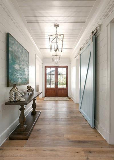 Beach Style Entry by The Guest House Studio