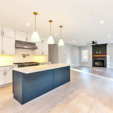 Bedford, Blue & White Shaker Kitchen