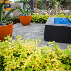 Bella Vista Stonetop Interlocking Pavers - Landscaping Stones And Pavers