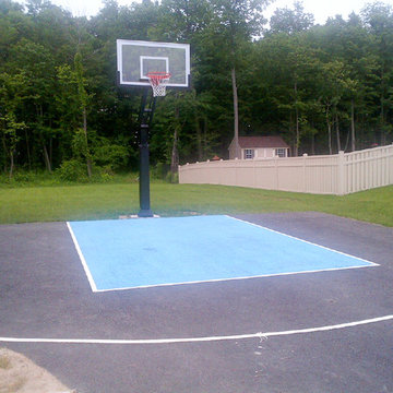 Aaron F's Pro Dunk Gold Basketball System on a 20x23 in Farmington, NY