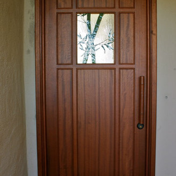 Entry with bamboo design