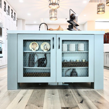 Boynton Beach, FL (Hunters Run Country Club) UltraCraft Custom Kitchen & Bar