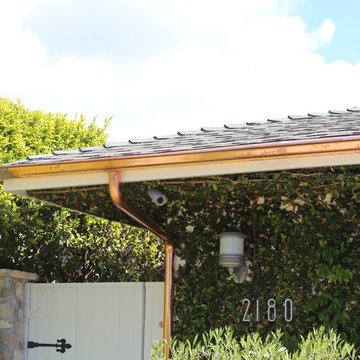 Copper Rain Gutters, Brentwood, K-5 with Round Downspouts and Heavy Rain Chain