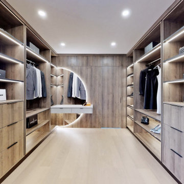 Walk-In Closet!
